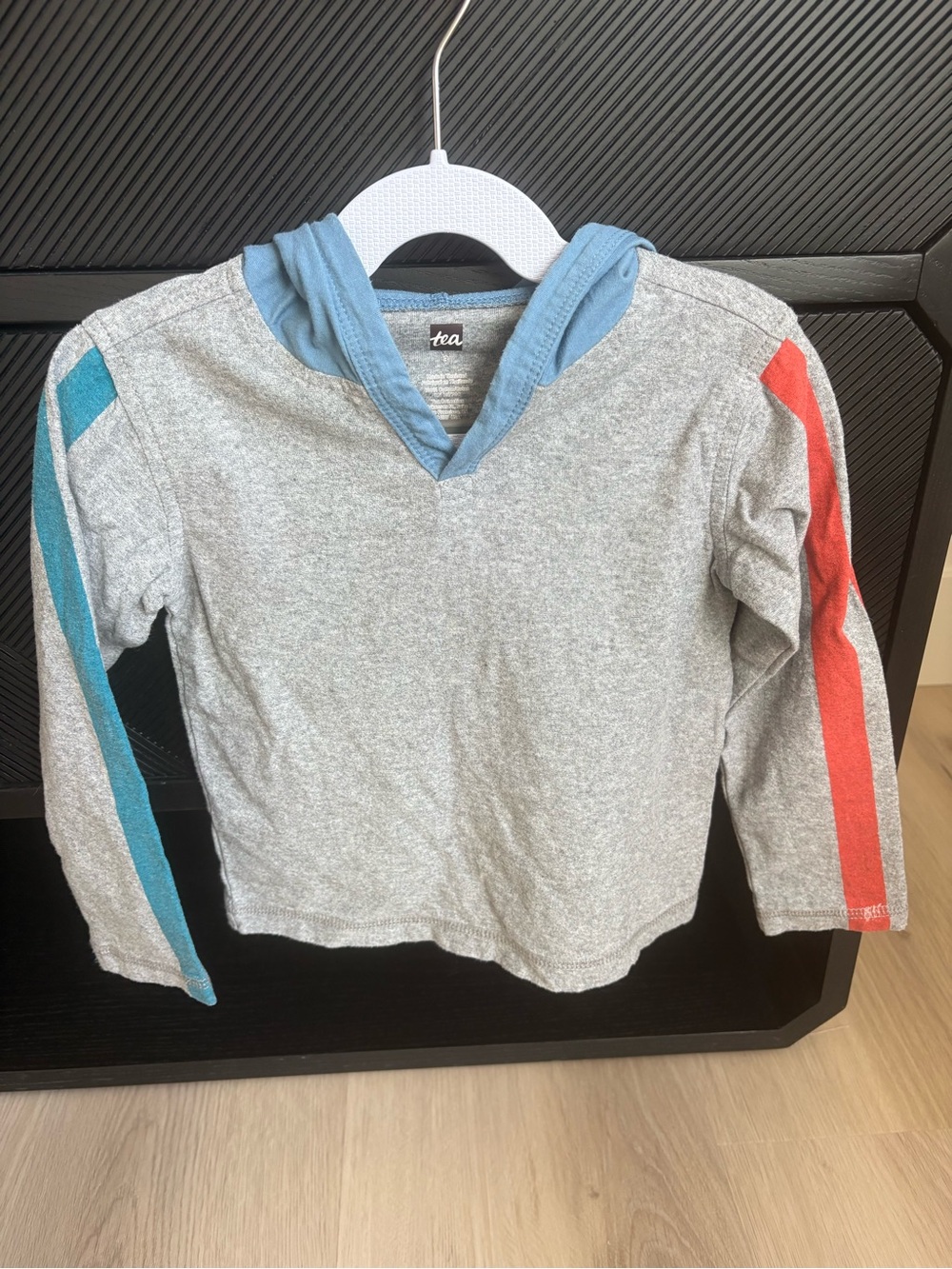 Tea Collection | Colorblock Hoodie Top - EUC